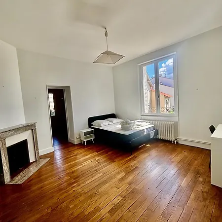 Grande Maison Ferrand Сasa de vacaciones Clermont-Ferrand