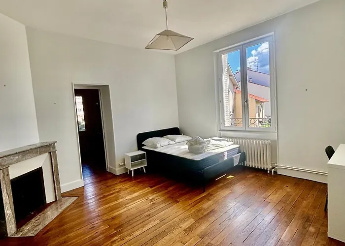 Grande Maison Ferrand Сasa de vacaciones Clermont-Ferrand